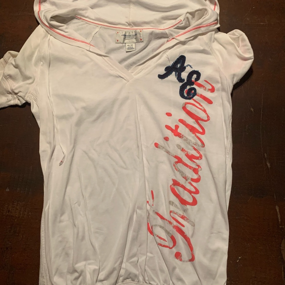 American Eagle tee with hood